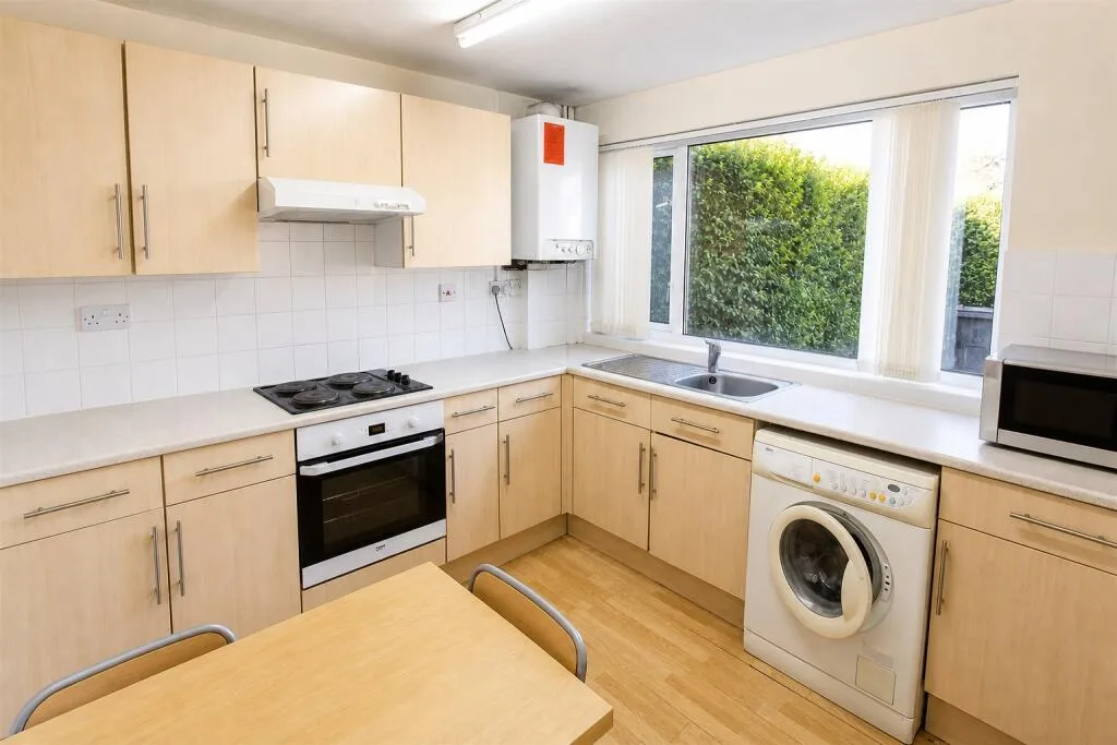 4 bedroom house for rent