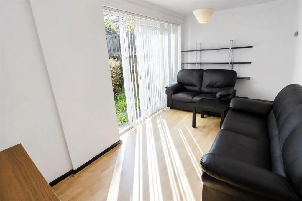 4 bedroom house for rent