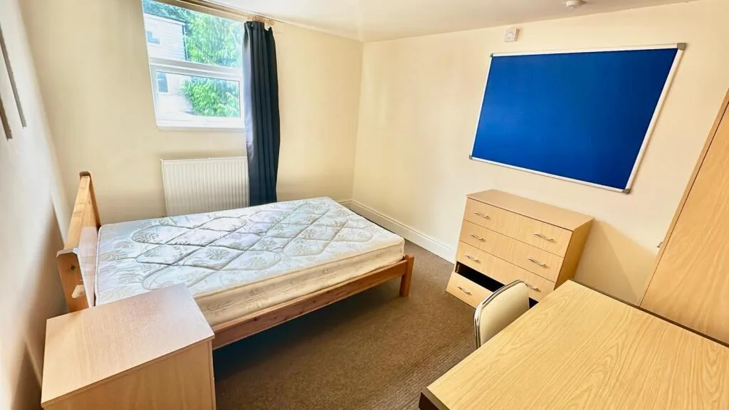 5 bedroom house for rent
