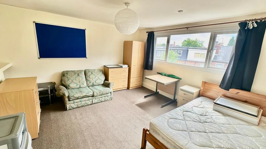5 bedroom house for rent
