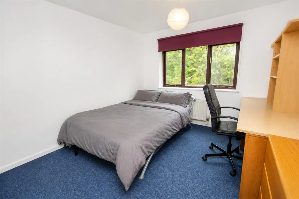 5 bedroom house for rent