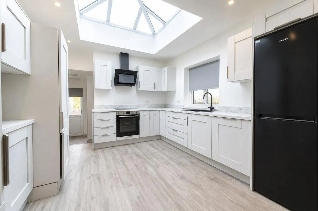 6 bedroom house for rent