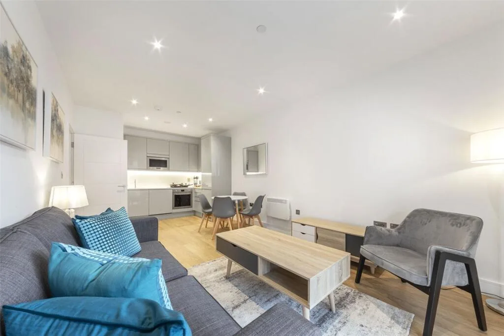 2 bedroom flat for rent