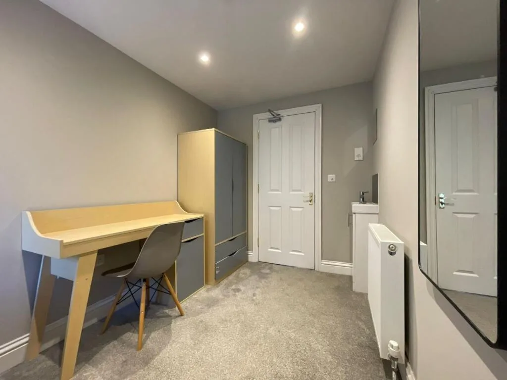 4 bedroom terraced house for rent