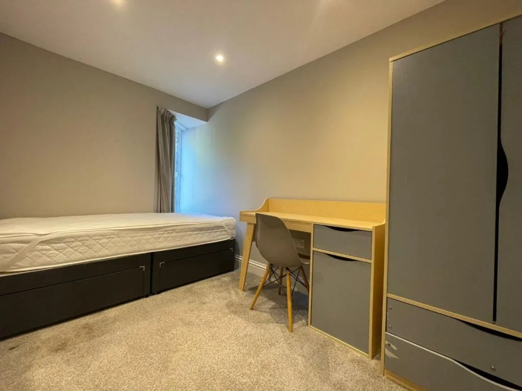 4 bedroom terraced house for rent