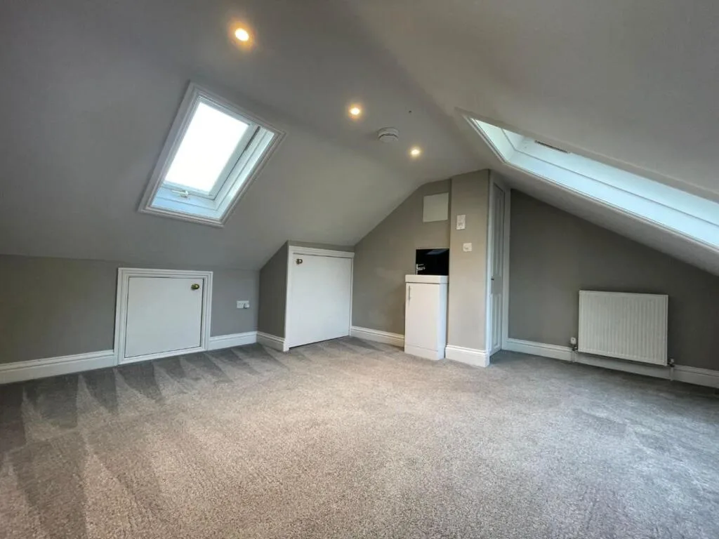 4 bedroom terraced house for rent