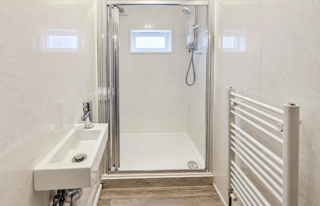 6 bedroom detached house for rent