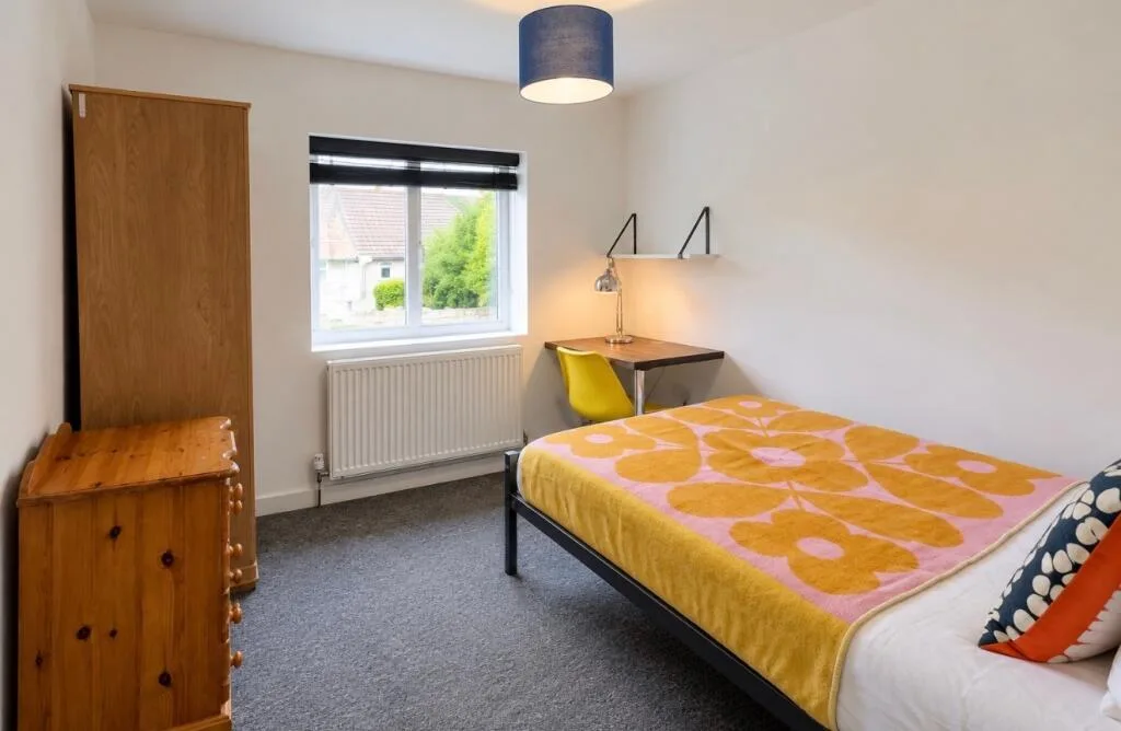 6 bedroom detached house for rent