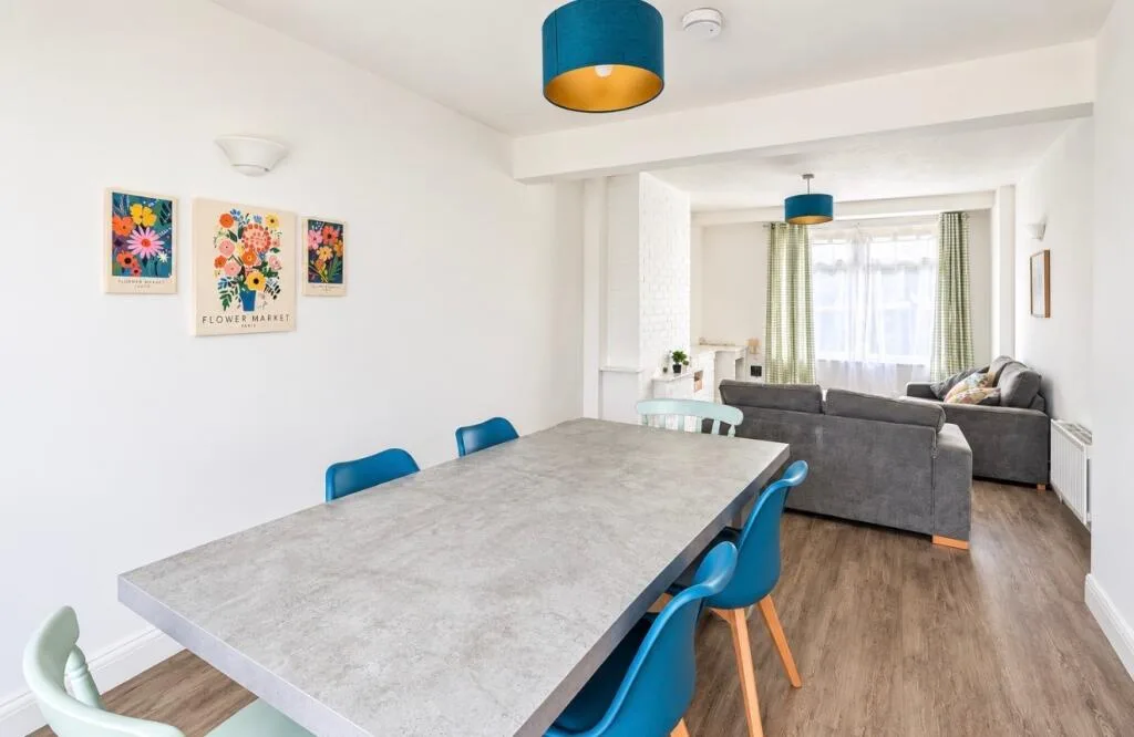 4 bedroom detached house for rent