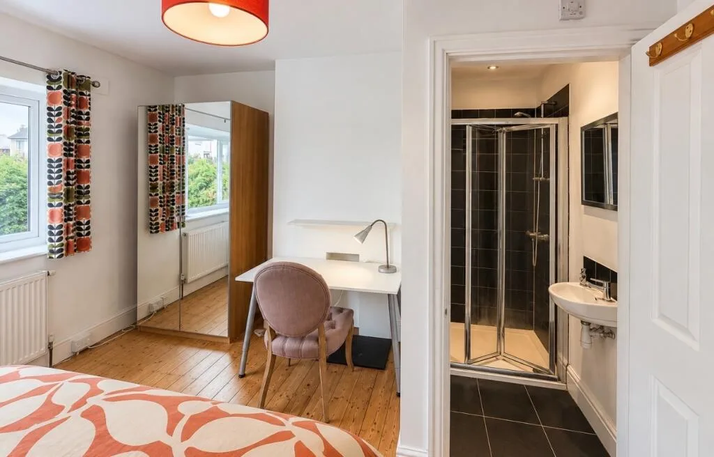 5 bedroom detached house for rent