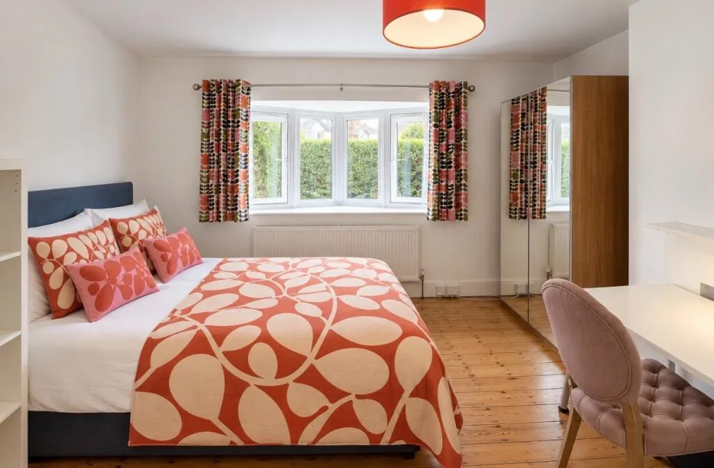 5 bedroom detached house for rent