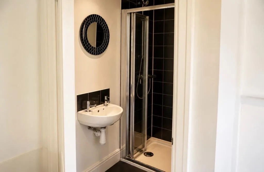 5 bedroom detached house for rent