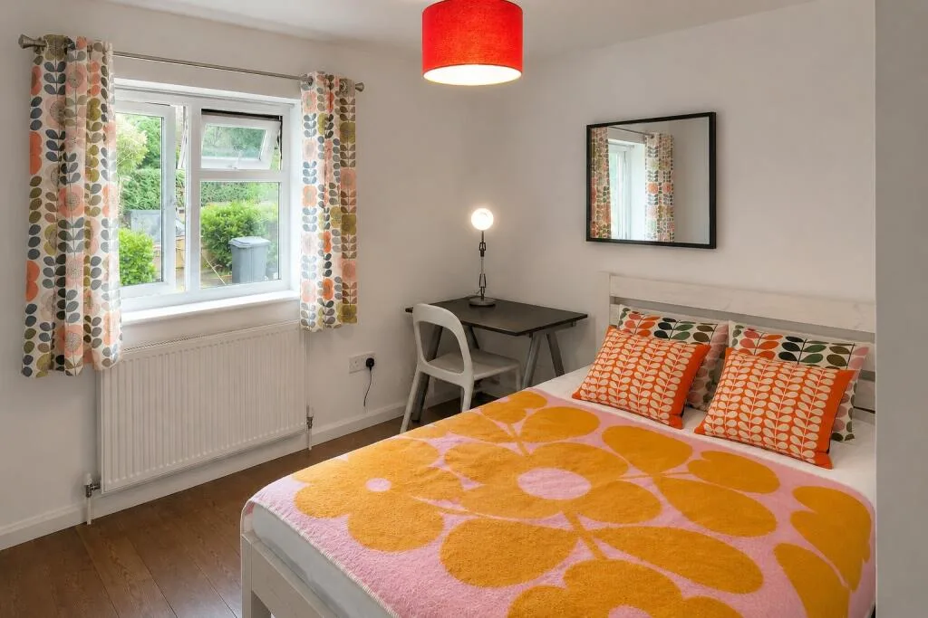5 bedroom semi-detached house for rent