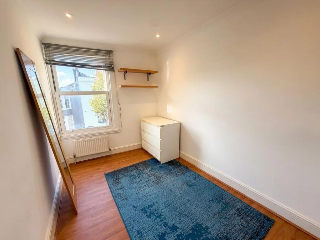 4 bedroom maisonette for rent