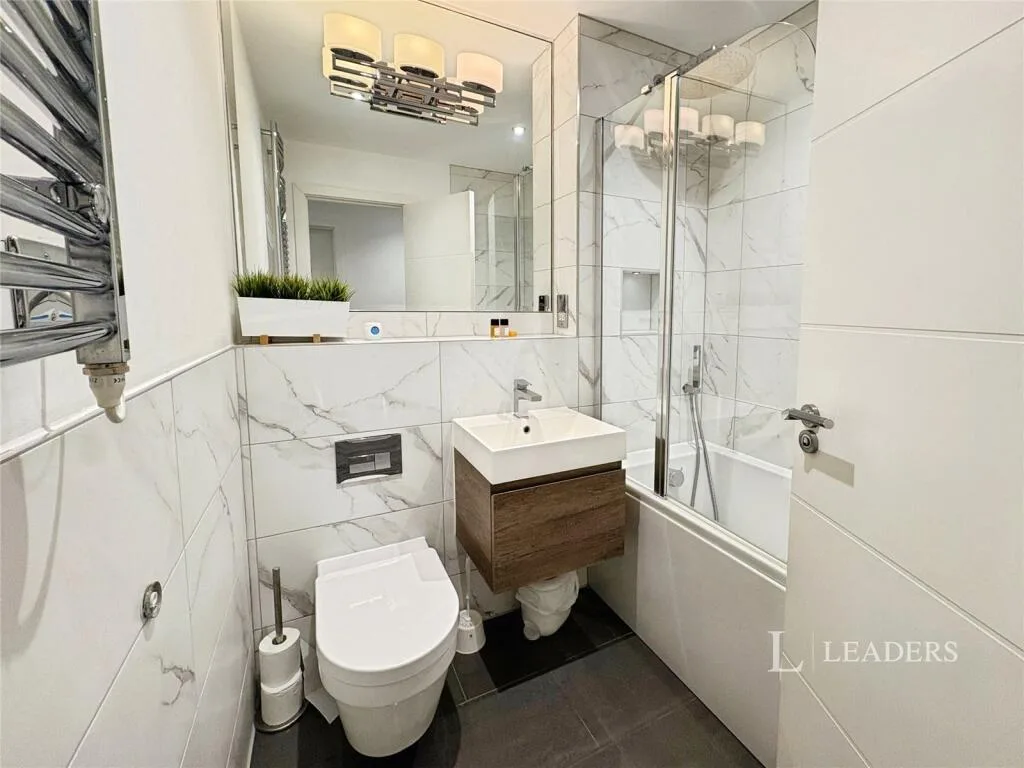 2 bedroom house for rent