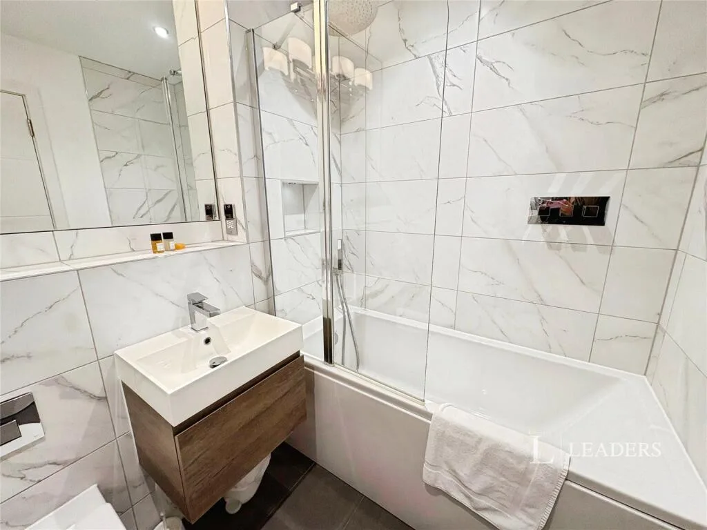 2 bedroom house for rent
