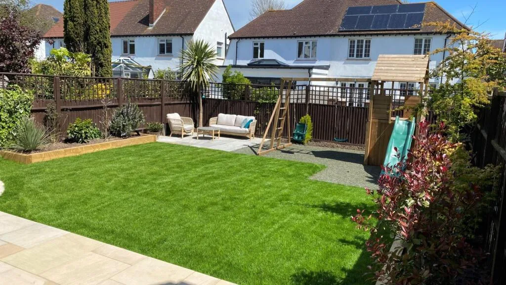 3 bedroom semi-detached house for rent
