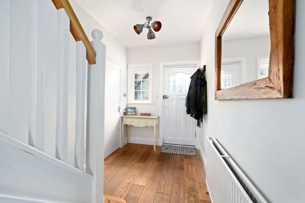3 bedroom semi-detached house for rent