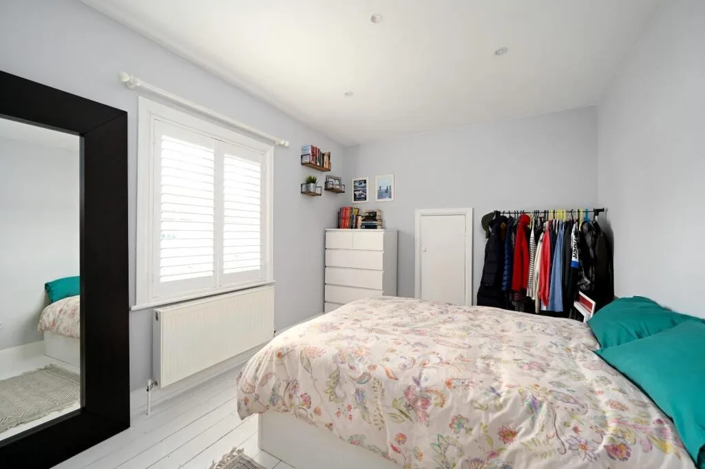 3 bedroom semi-detached house for rent