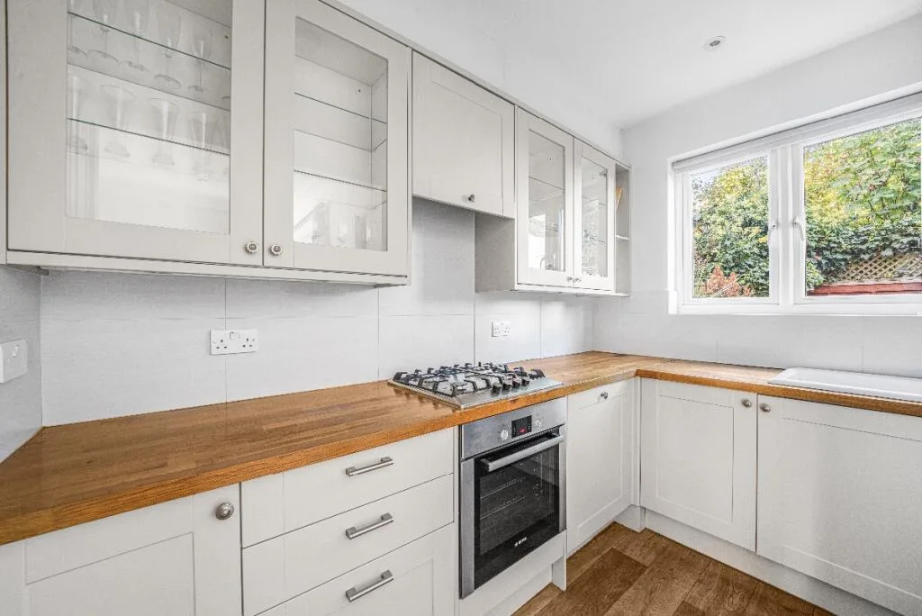 4 bedroom terraced house for rent
