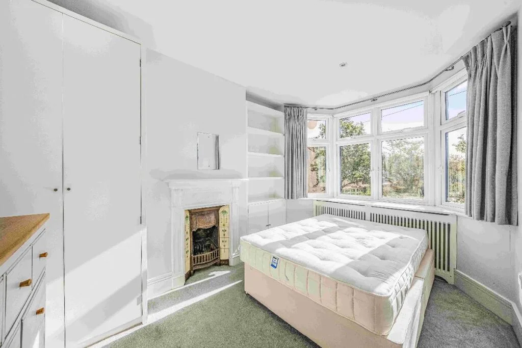 4 bedroom terraced house for rent