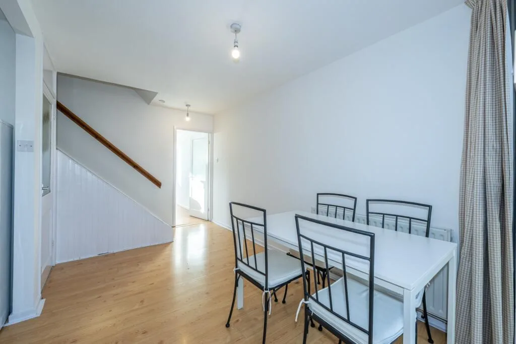 2 bedroom terraced house for rent