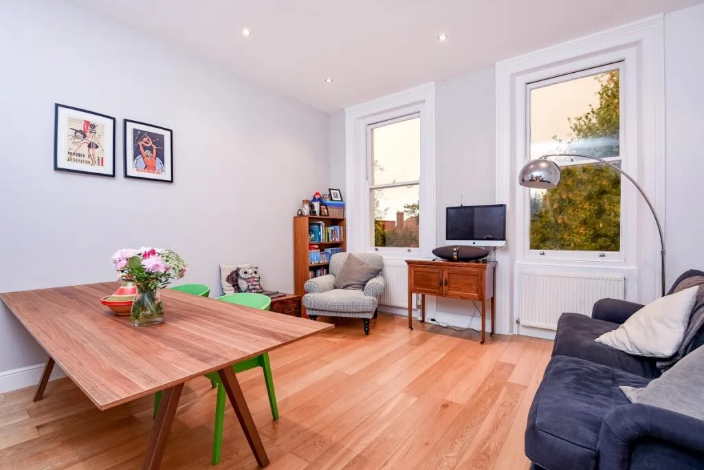 2 bedroom flat for rent