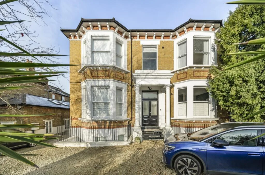 2 bedroom flat for rent