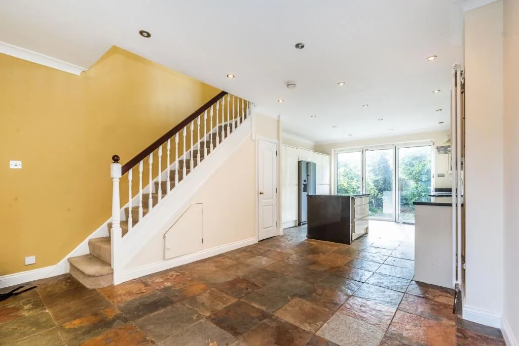2 bedroom terraced house for rent
