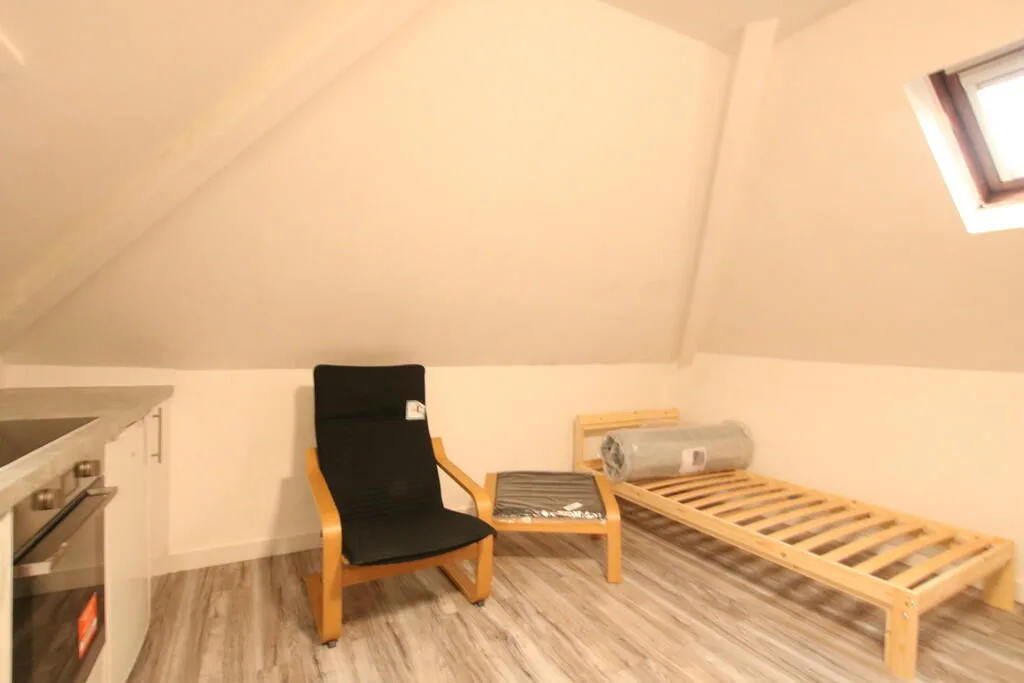Studio flat for rent