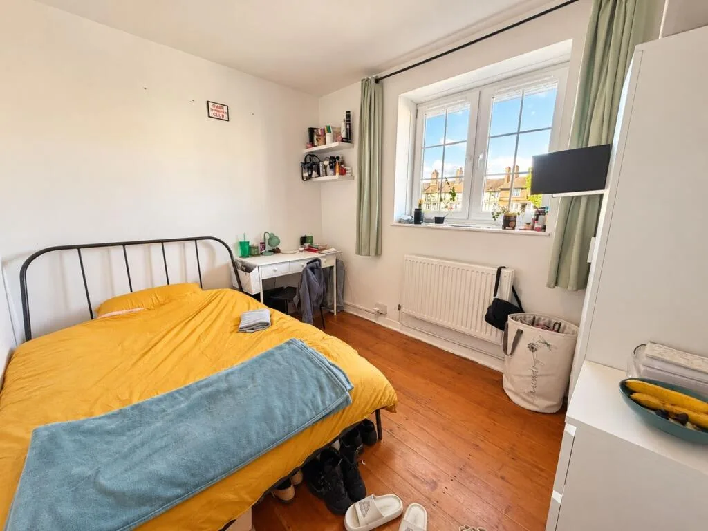 3 bedroom flat for rent