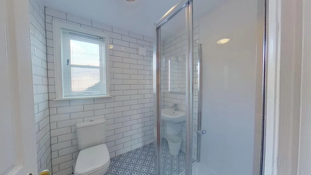7 bedroom semi-detached house for rent