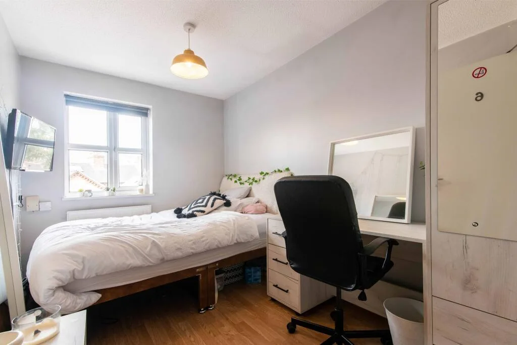 1 bedroom end of terrace house for rent