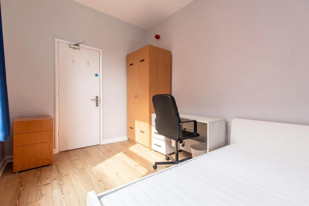 1 bedroom end of terrace house for rent