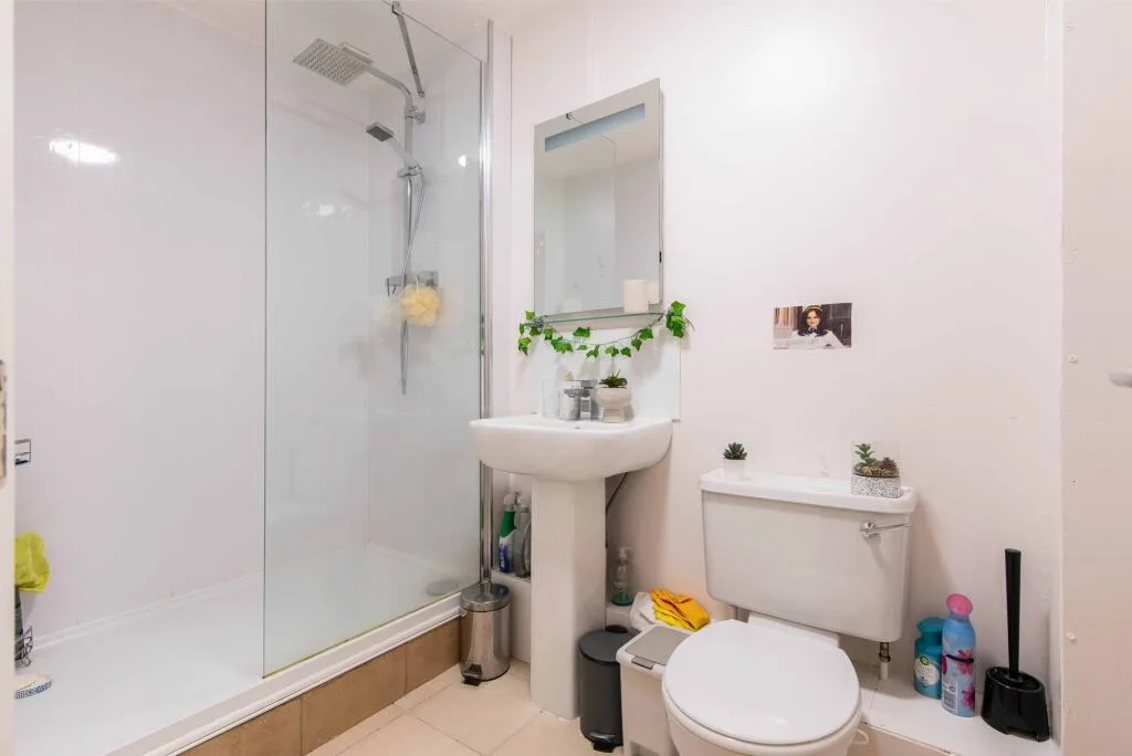 1 bedroom end of terrace house for rent