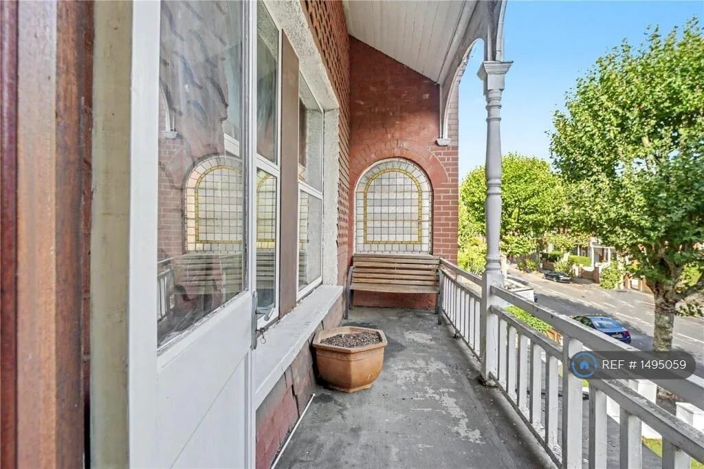 2 bedroom flat for rent