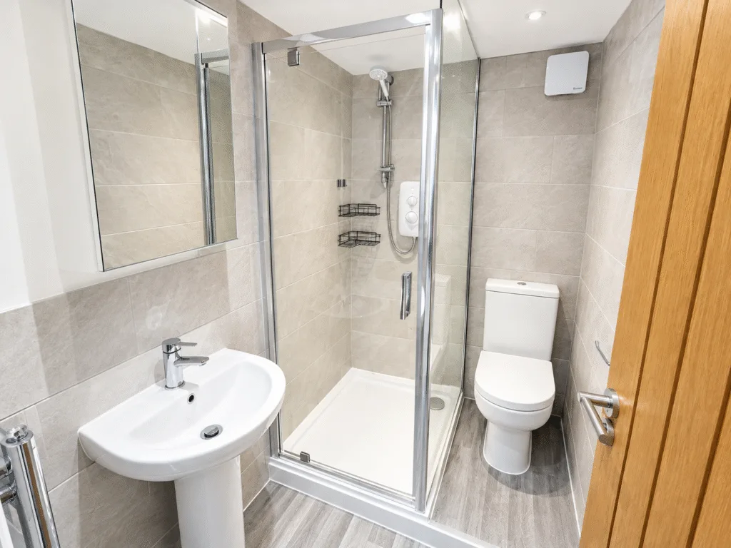 6 bedroom terraced house for rent