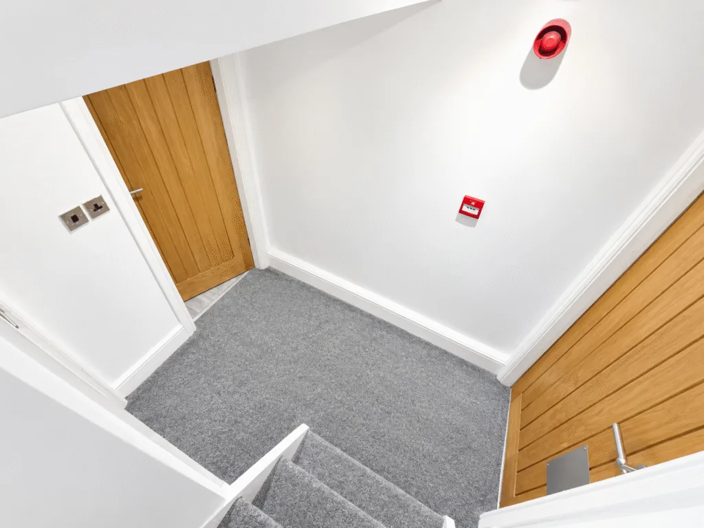 6 bedroom terraced house for rent