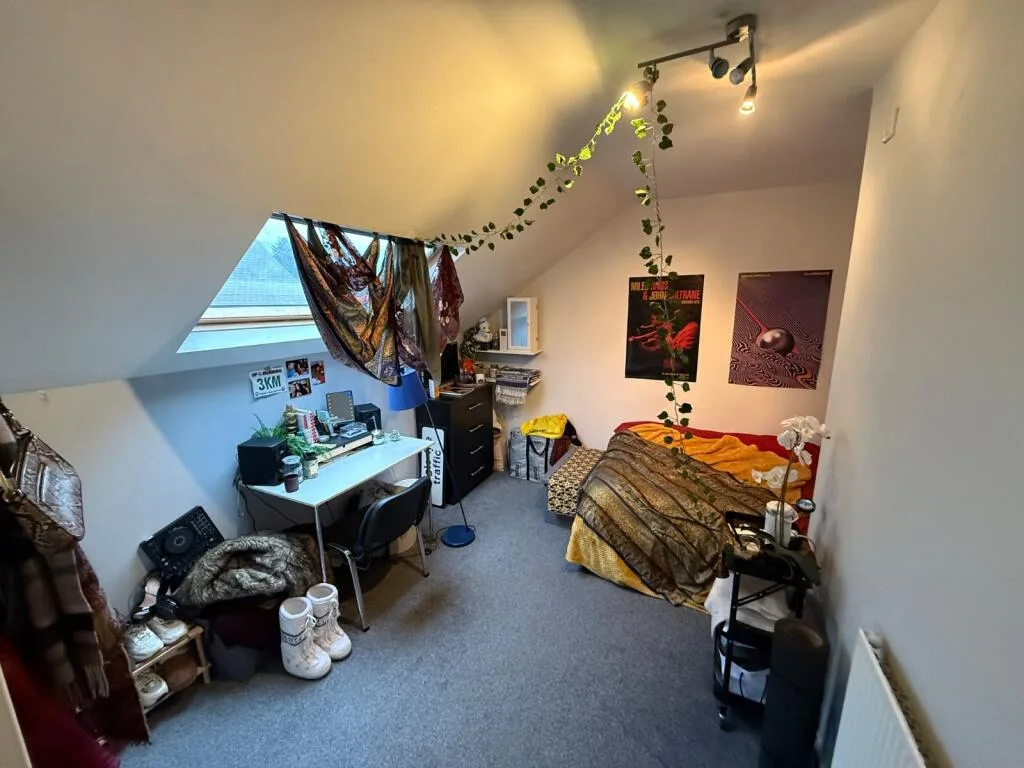 6 bedroom terraced house for rent