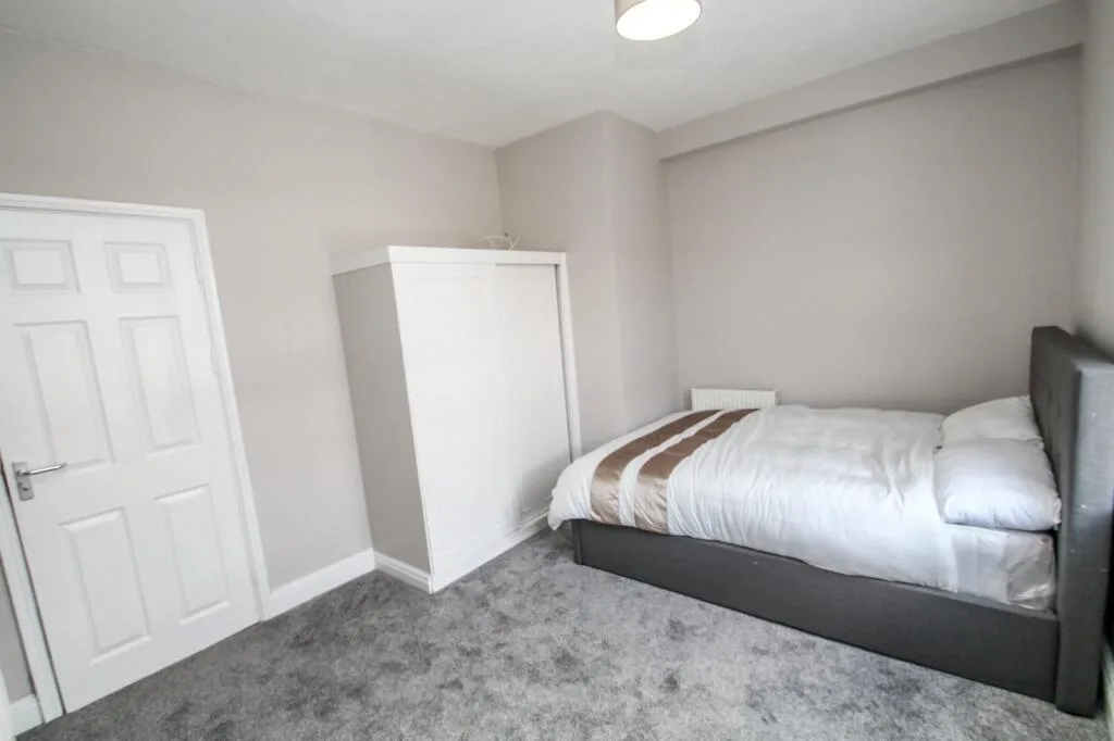 4 bedroom terraced house for rent
