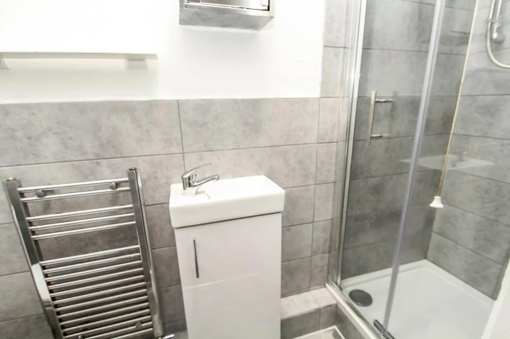 4 bedroom terraced house for rent
