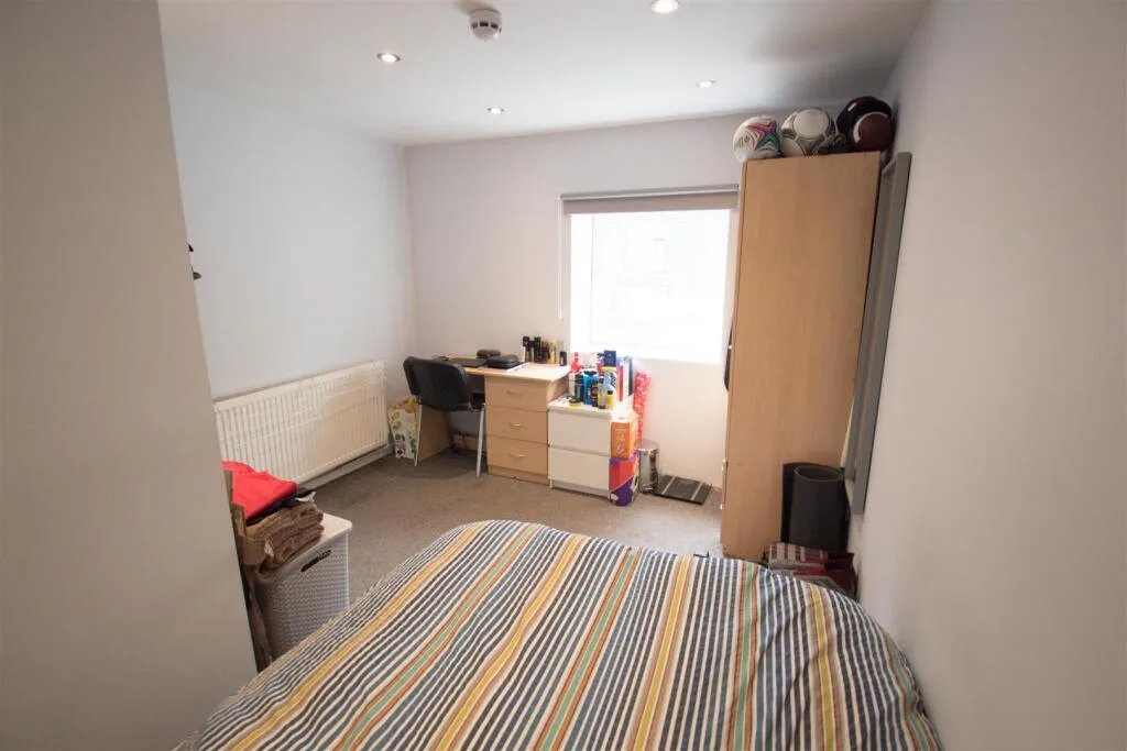 4 bedroom terraced house for rent