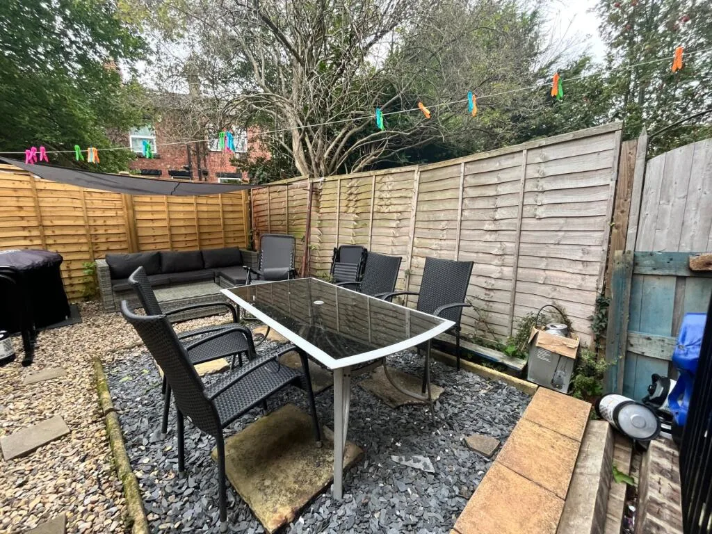 4 bedroom terraced house for rent