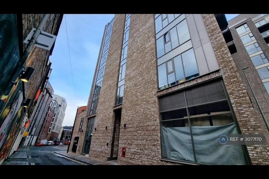 Studio flat for rent