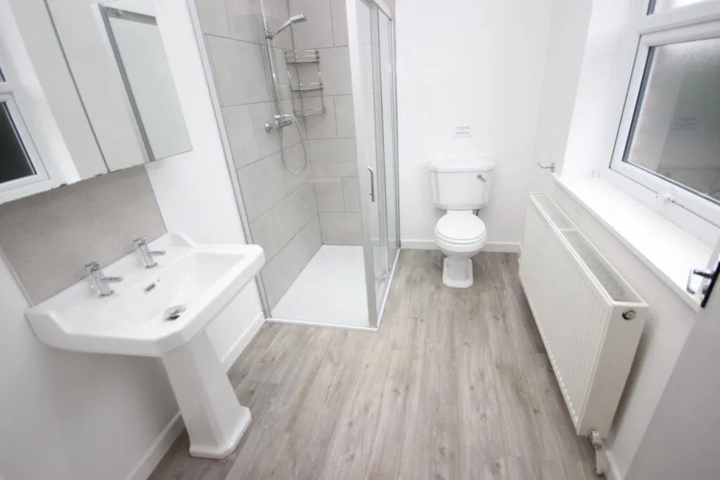 4 bedroom flat for rent