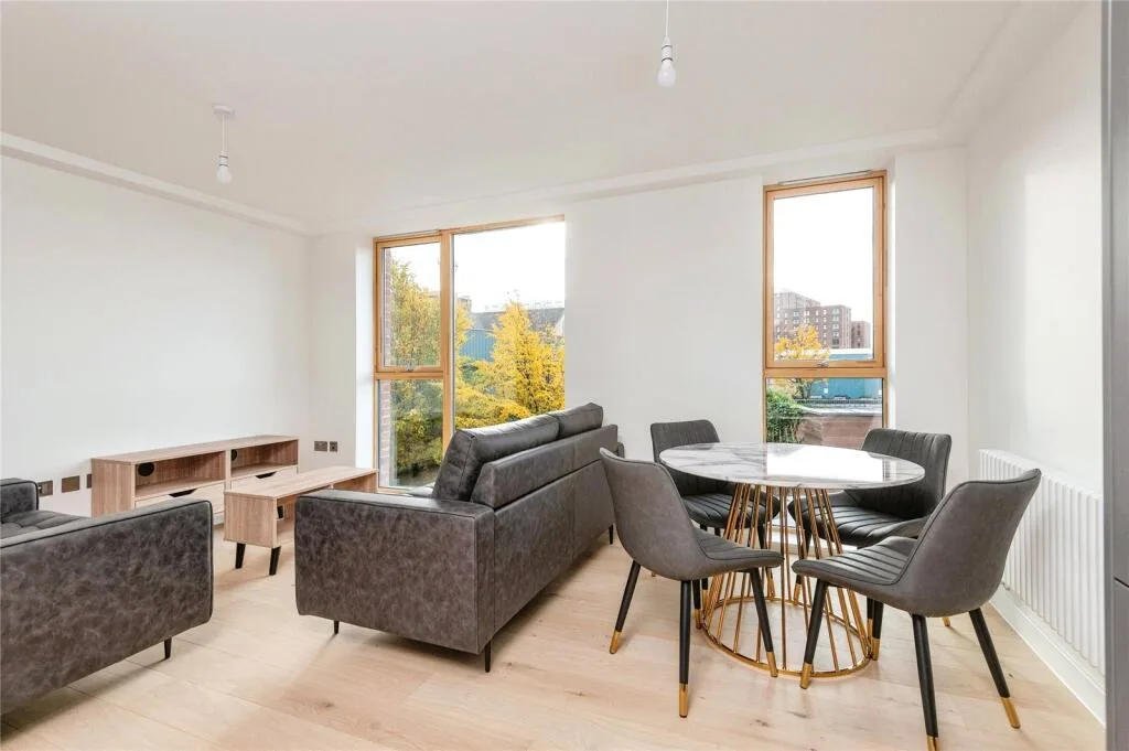 2 bedroom house for rent
