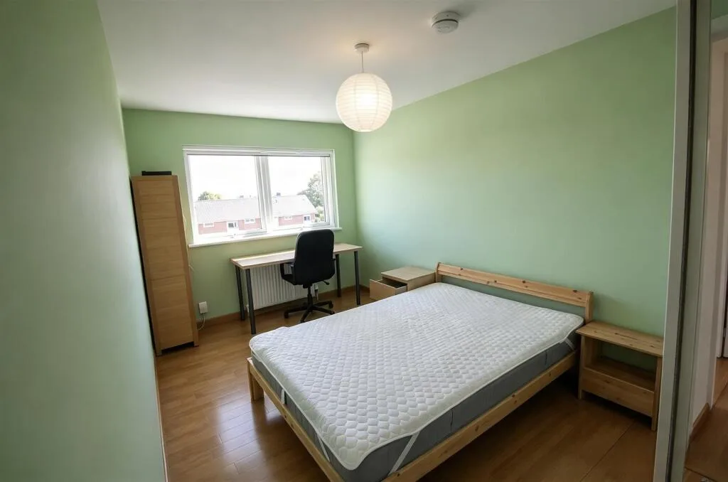 6 bedroom semi-detached house for rent
