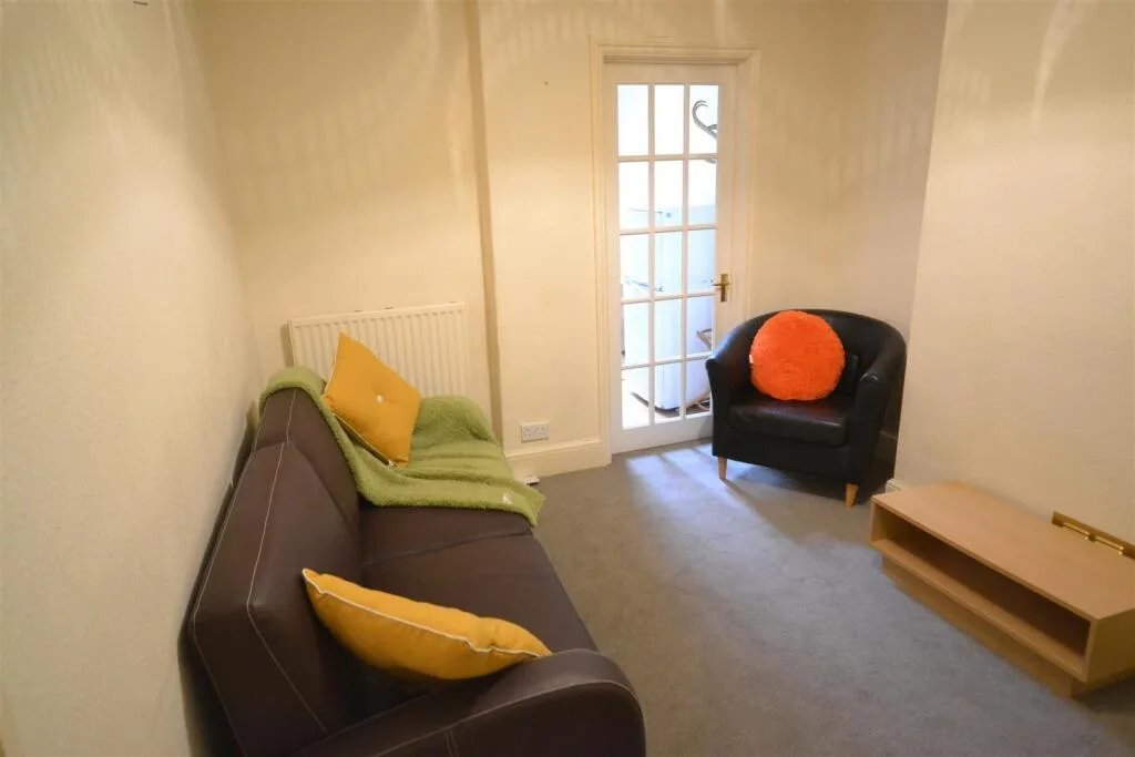 4 bedroom terraced house for rent