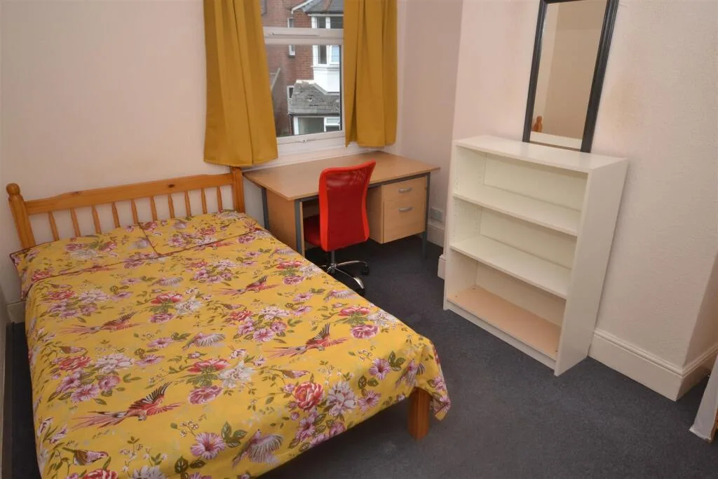 4 bedroom terraced house for rent