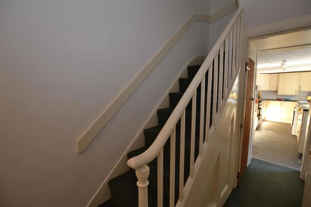 4 bedroom detached house for rent
